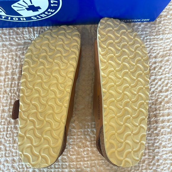 Milano Big Buckle Sandal - Cognac - EUC - 38 - Picture 2 of 9